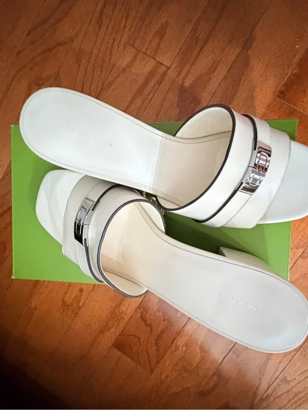 New in box Tory Burch light cream mule Size 10